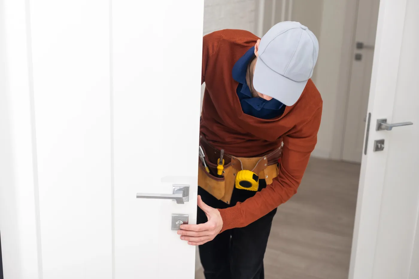 Vérification d'un point de fermeture après une ouverture de porte